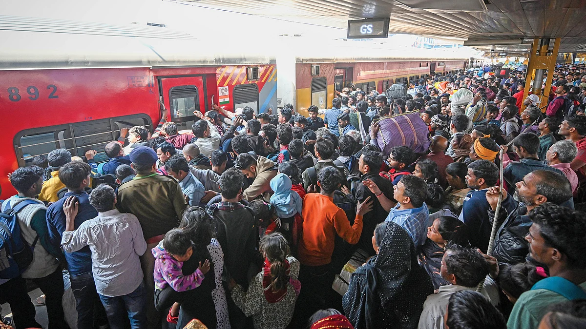 This focus on glitz, at the expense of most passengers’ needs, is evident in all its actions