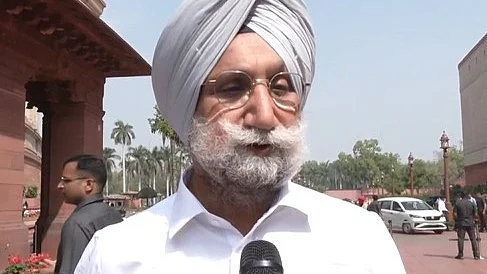 Congress MP Sukhjinder Singh Randhawa (photo: IANS)