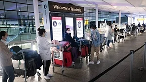 Post-pandemic airfare surge outpaces inflation despite volatile fuel costs