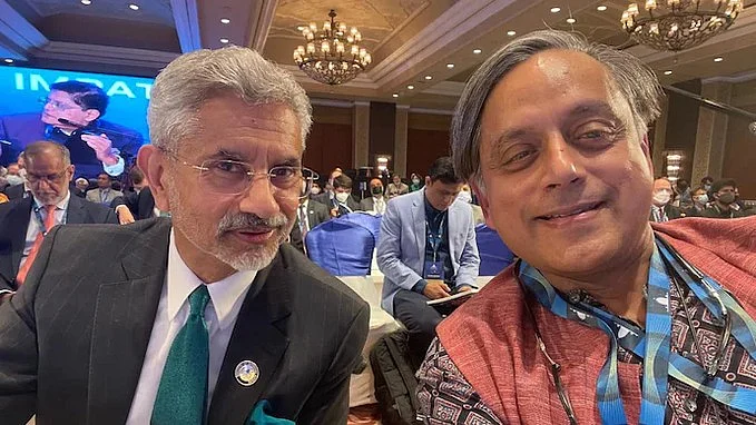 S. Jaishankar with Shashi Tharoor: Can the external affairs minister take advice from the Opposition MP?