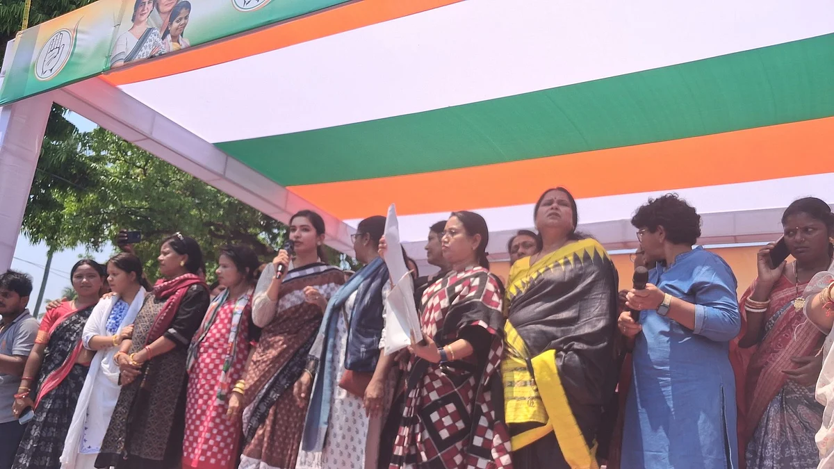 Congress workers protest in Bhubaneswar (photo: IANS)