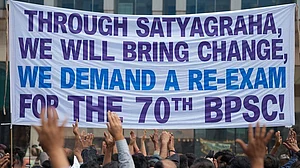 Bihar: Patna HC dismisses pleas to cancel PSC exams over 'paper leak'