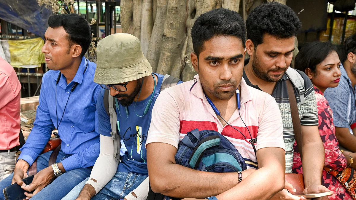 Employees of WB government schools react after the Supreme Court upheld the Calcutta HC's verdict