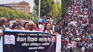 Nepal: Teachers stage nationwide strike, demand new education act