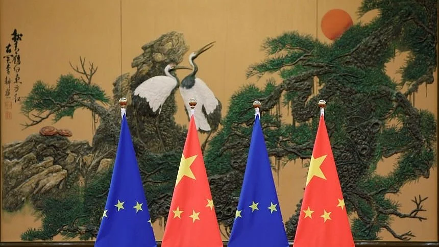 China calls of EU to stand shoulder to shoulder with it against Trump’s "bullying"
