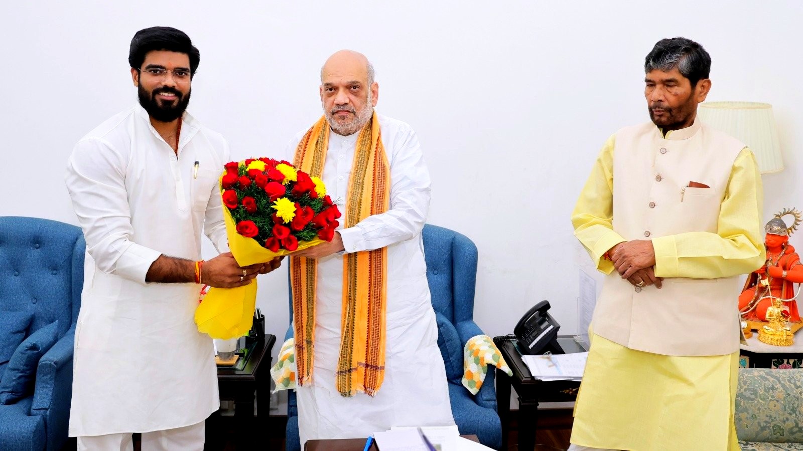 Pashupati Paras (R) and son Yashraj Paswan with Union home minister Amit Shah (photo: @PashupatiParas/X)