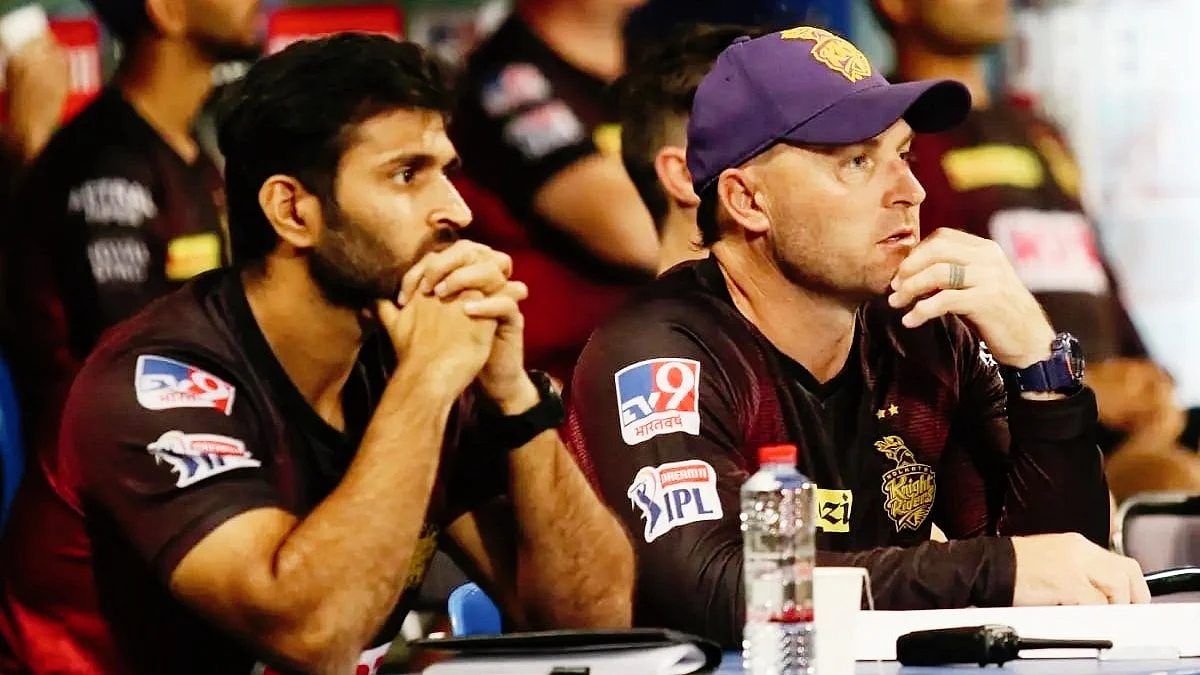 Abhishek Nayar (L) with ex-KKR head coach Brendon McCullum 