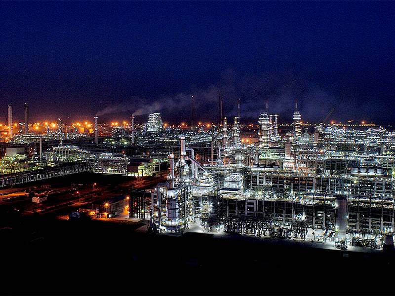 Jamnagar Refinery, the world's largest oil refinery, in Gujarat