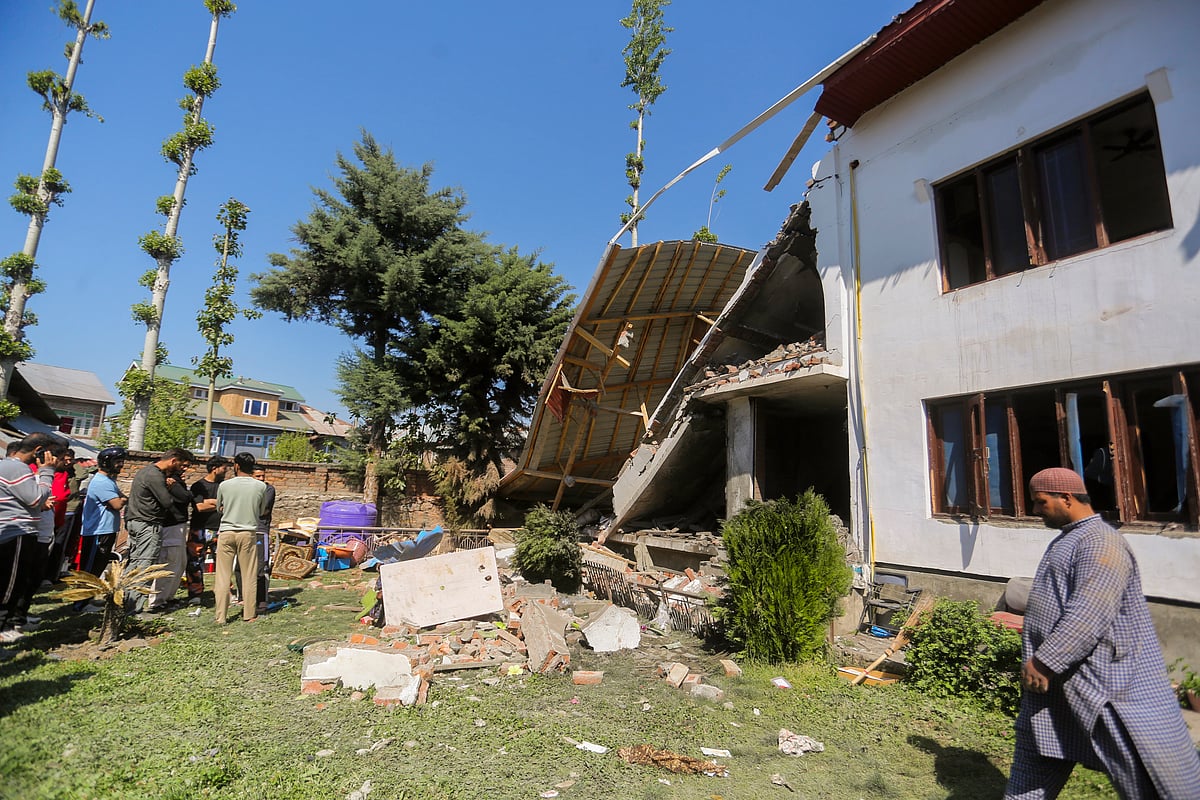 Houses of 3 more suspected terrorists razed in J-K; Political parties tell Centre to be cautious