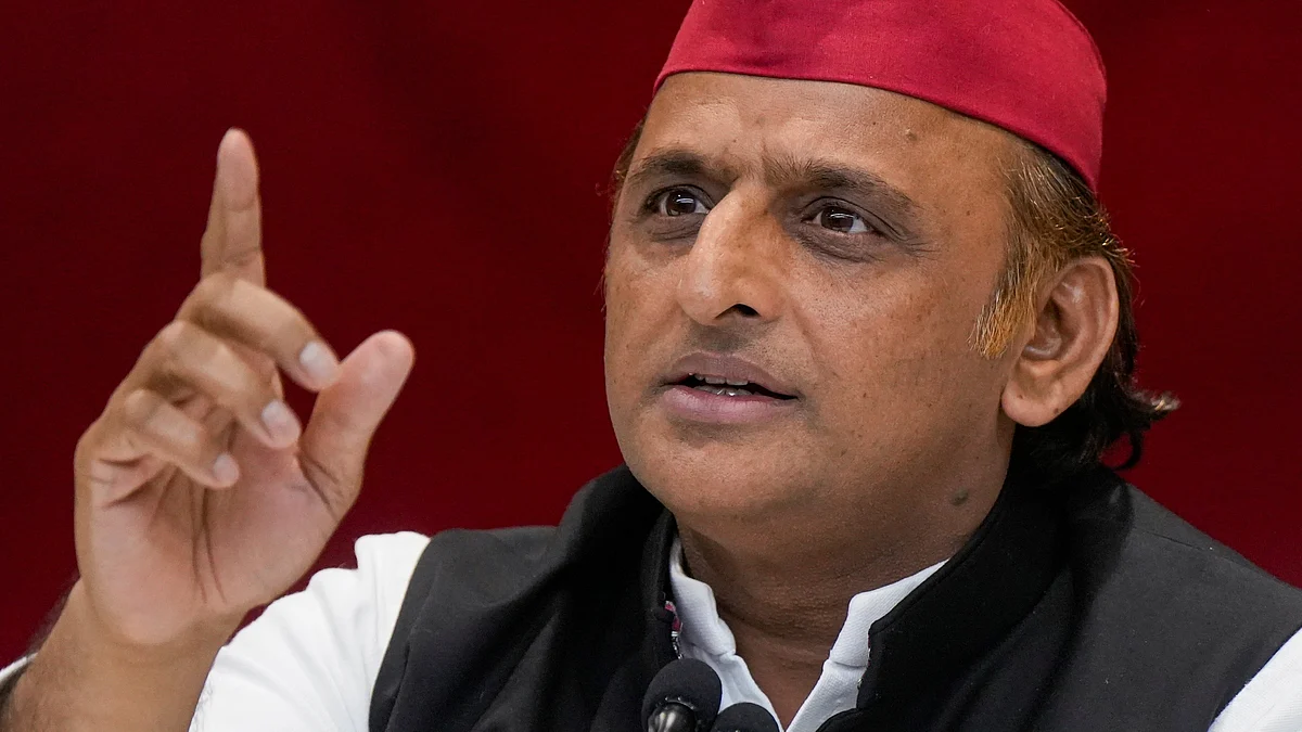 SP chief Akhilesh Yadav addresses a press conference in Lucknow on 24 April (photo: PTI)