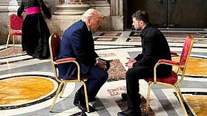 Donald Trump meets Volodymyr Zelenskyy (photo: IANS)
