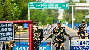 BSF personnel stand guard at the ICP near Attari-Wagah border point in Punjab (photo: PTI)
