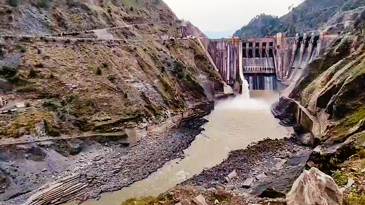 Baglihar Dam a day after India cut the flow of water on the Chenab river (photo: PTI)
