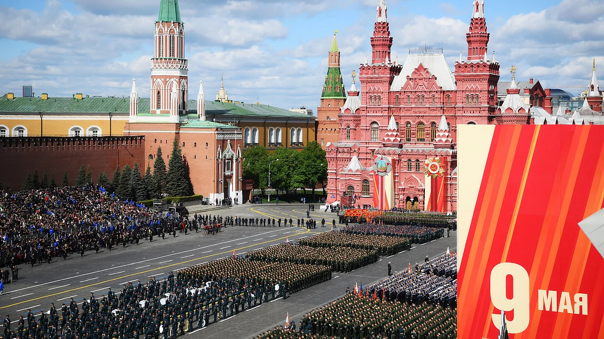 Military troops stand in formation in Moscow on 9 May (photo: AP/PTI)