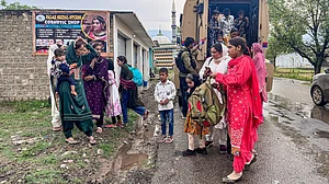 Border tension: Several Kashmir schools switch to online mode