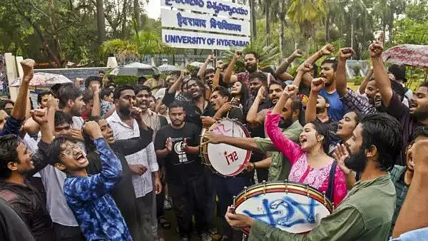 Protesting students at Hyderabad University had celebrated when the Supreme Court had last put a pause on the tree felling