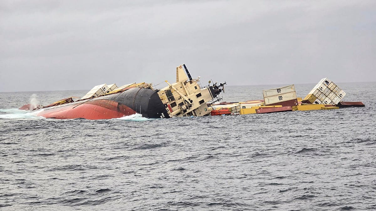 Liberian ship sinks off Kerala coast, 24 crew rescued; oil spill feared
