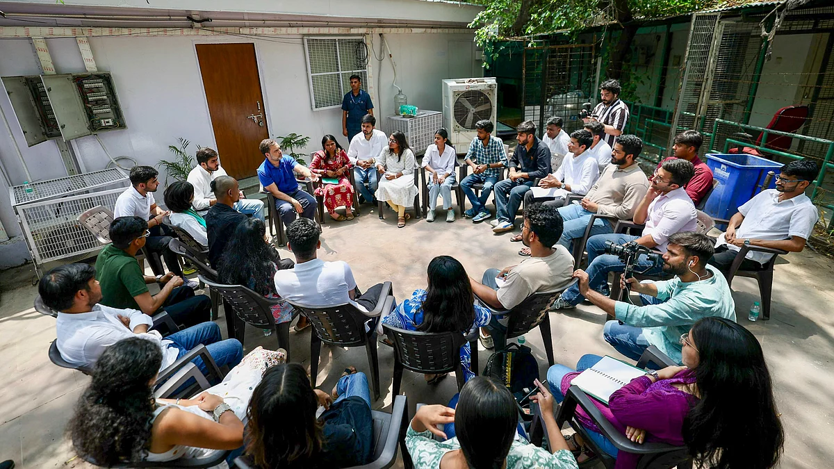 Rahul Gandhi during a meeting with DUSU students in New Delhi on 27 May (photo: PTI)