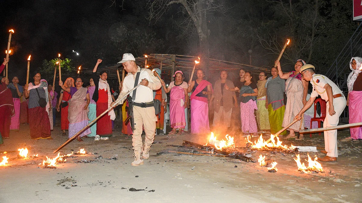Protestors at a rally against the alleged removal of 'Manipur' signage from a state govt bus (photo: PTI)