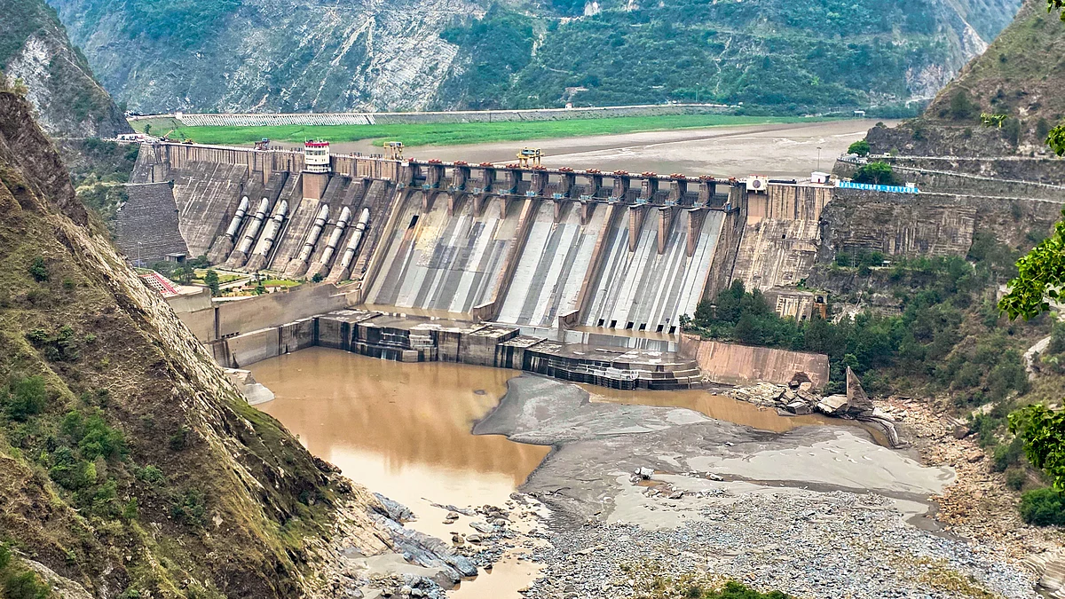 Salal Dam on the Chenab river in J&K's Reasi (Photo: PTI)