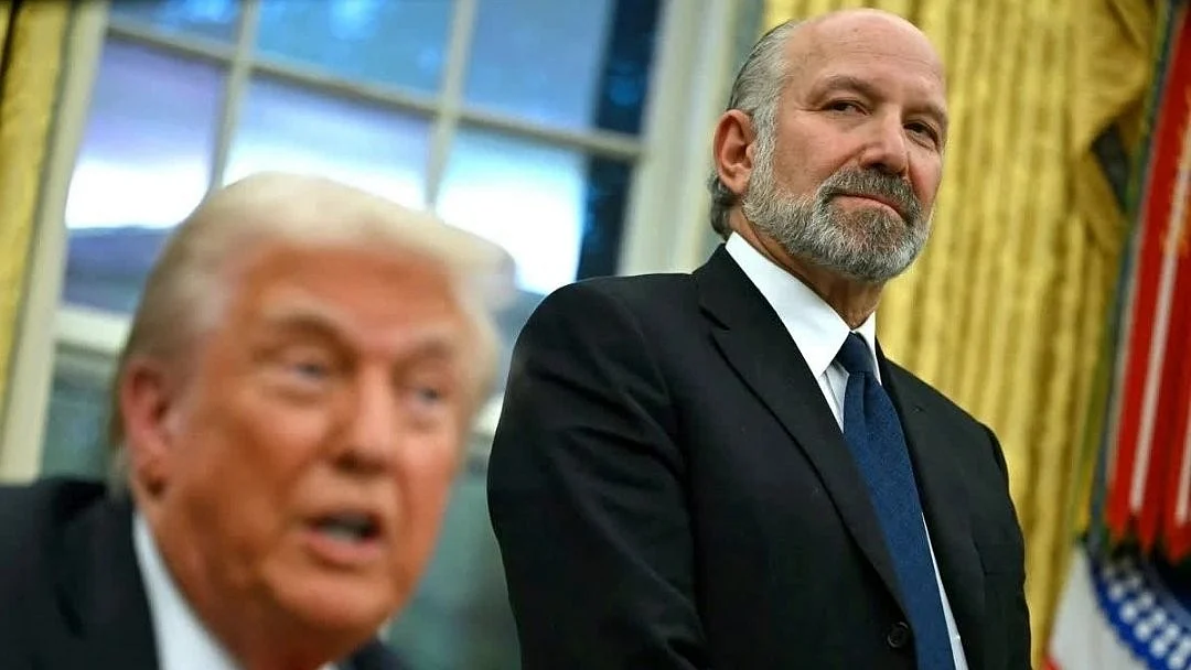 Howard Lutnick with Donald Trump (photo courtesy: @Baysuperfans/X)