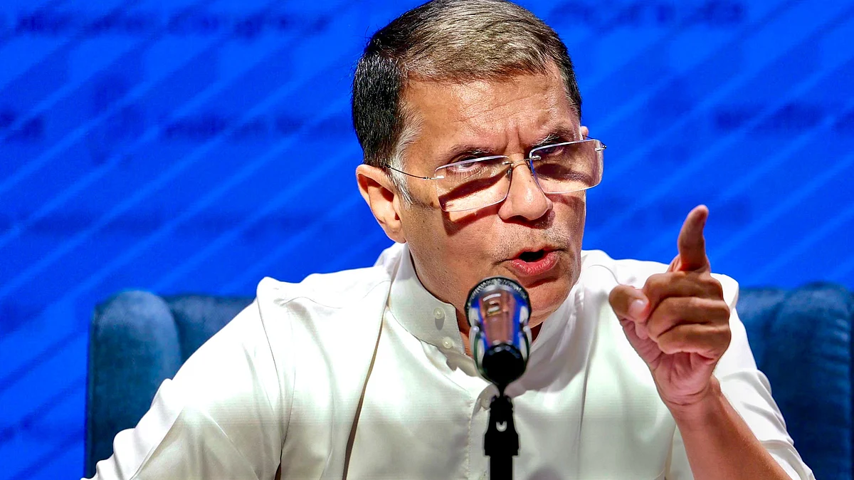 Pawan Khera in New Delhi on 4 June (photo: PTI)