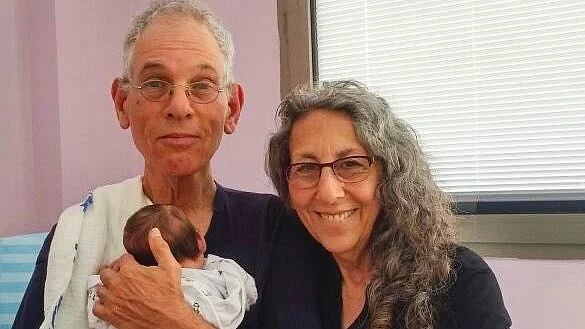 Gadi Haggai (left) and Judy Weinstein (photo: @AvivaKlompas/X)