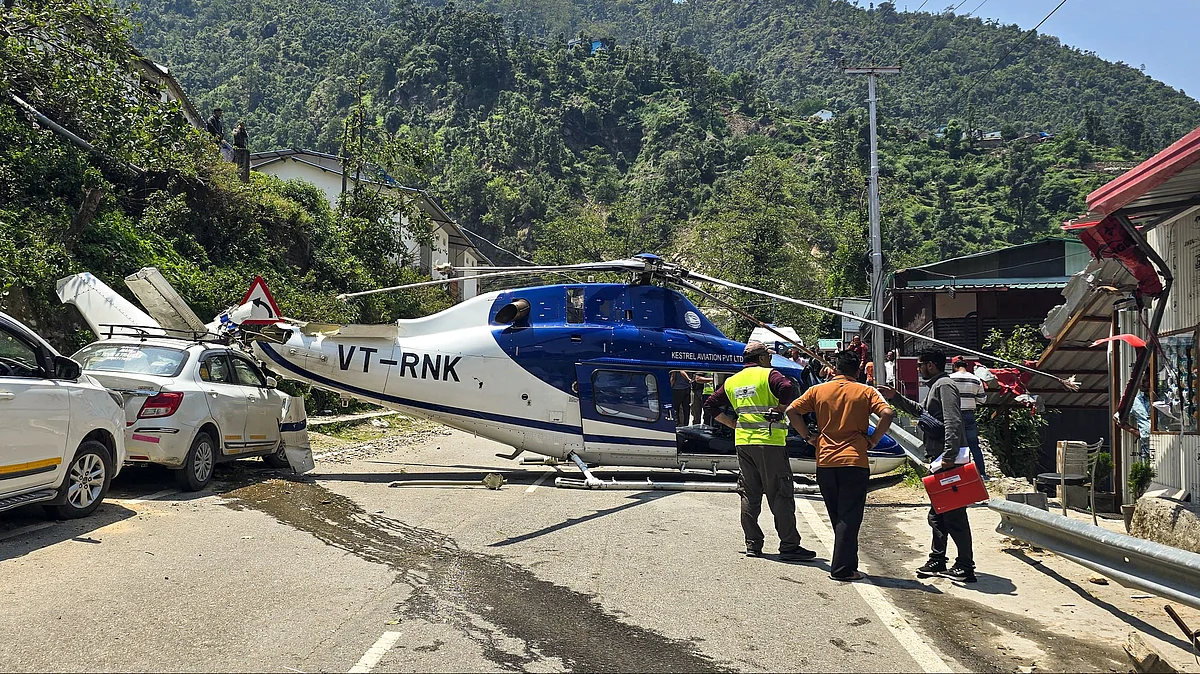 The chopper suffered damage to its tail boom during emergency landing, 7 June 2025 (Photo: PTI)