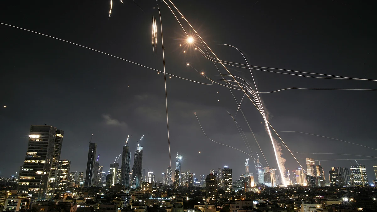 Israeli Iron Dome air defense system fires to intercept missiles over Tel Aviv (photo: AP/PTI)