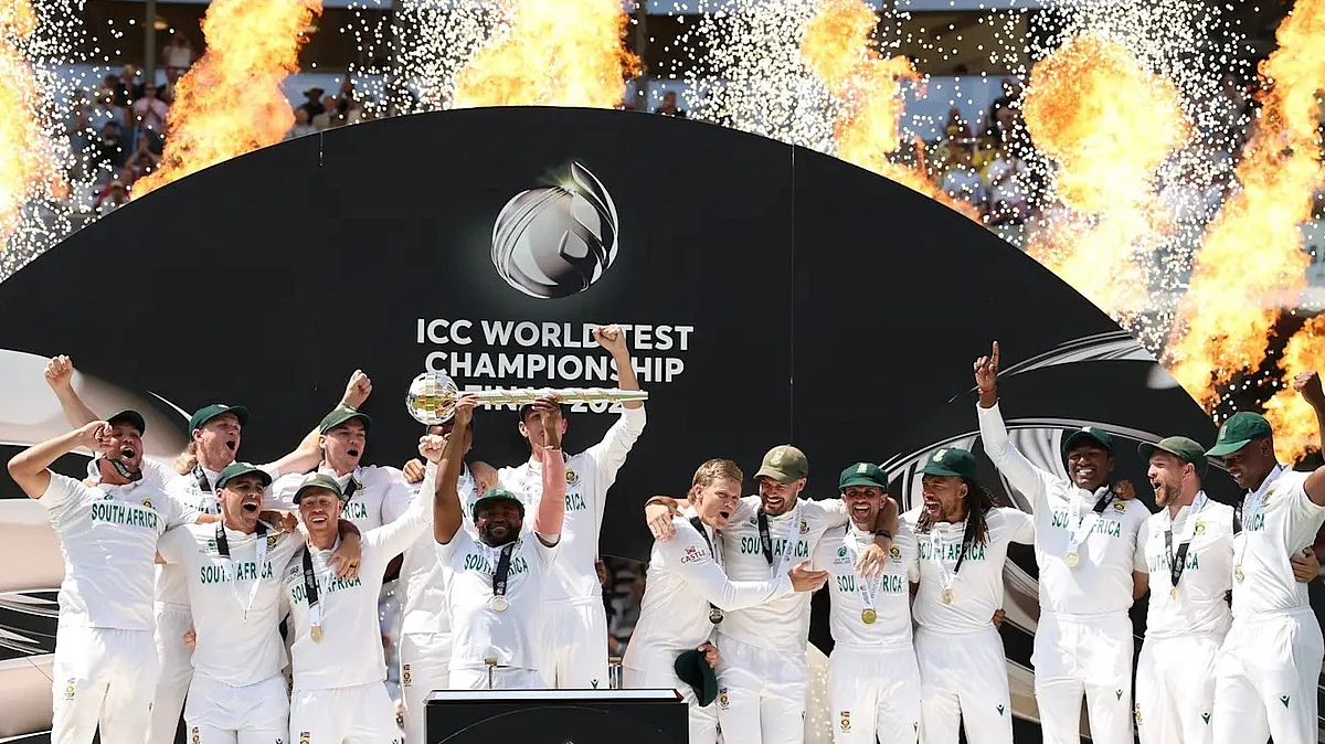 A jubilant South African team with the WTC mace at the Lord's
