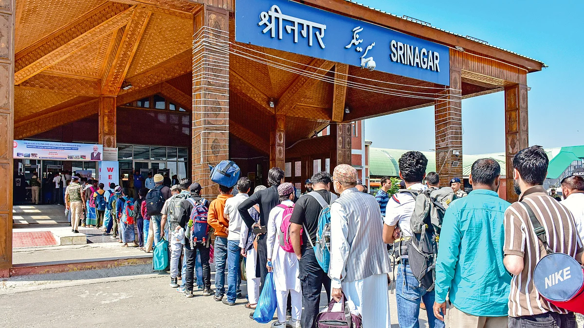 Srinagar railway station (photo: Getty Images)