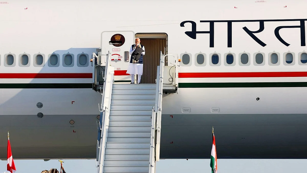 PM Modi arrives in Calgary for the G7 summit (photo: @narendramodi/X) 