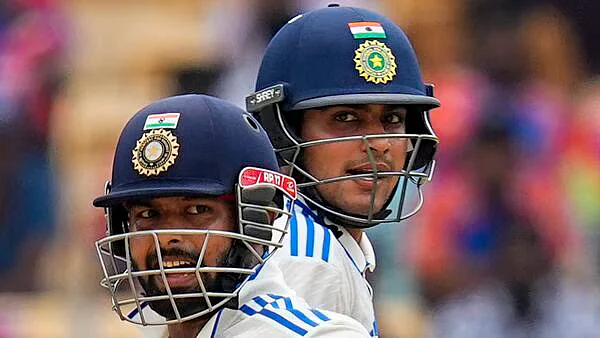 Shubman Gill will bat at No.4 against England, his deputy Rishabh Pant at five (photo: social media)