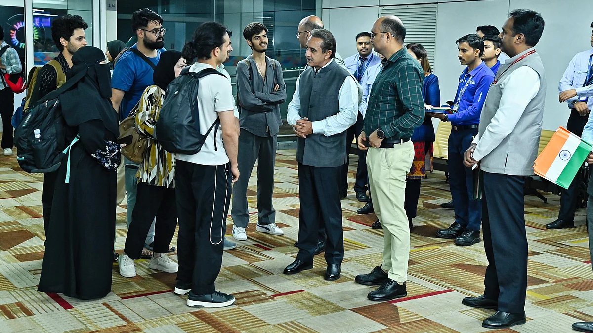 MoS for external affairs K.V. Singh meets Indian students returning from Iran via Armenia (photo: PTI)