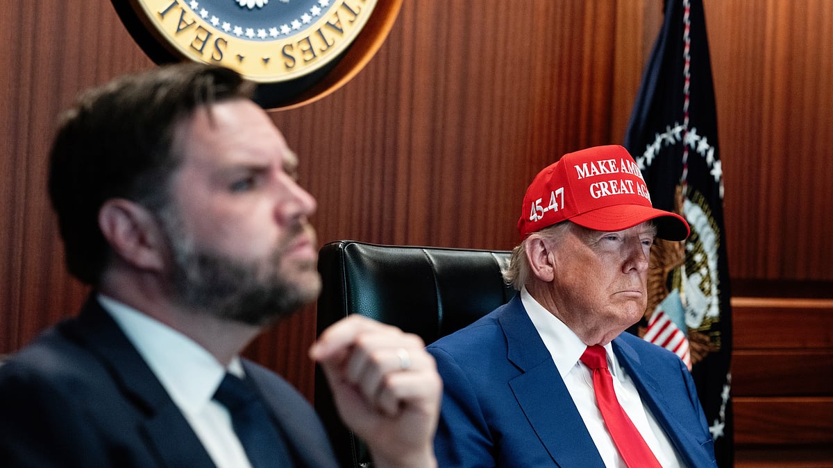 Trump and vice-president J.D. Vance in the White House Situation Room (photo: @WhiteHouse/X) 