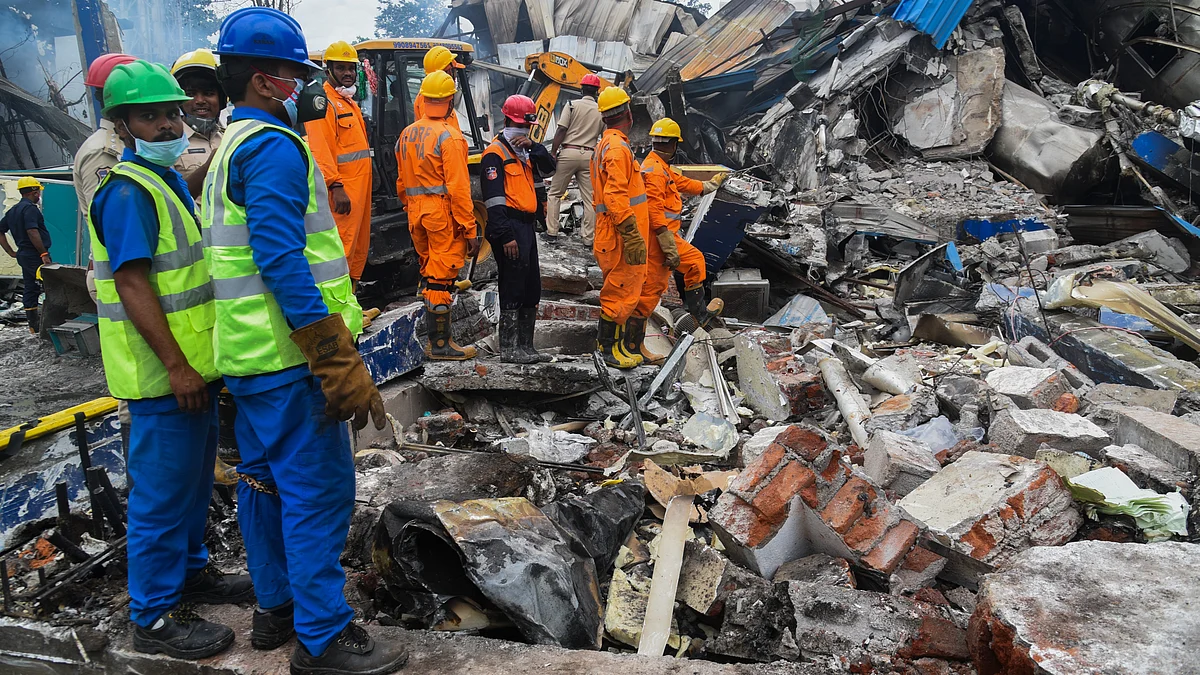 Rescue operation underway at pharma plant in Pashamylaram on 30 June (photo: PTI)