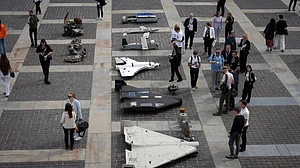 Russia ramps up offensives on two fronts in Ukraine as both sides seek an advantage before fall