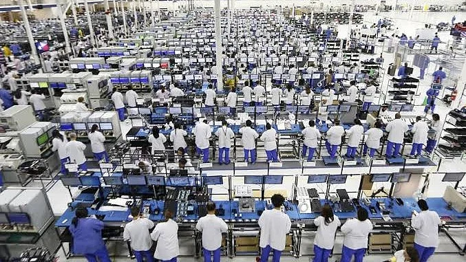 Apple factory workers at a Foxconn plant (representative image)