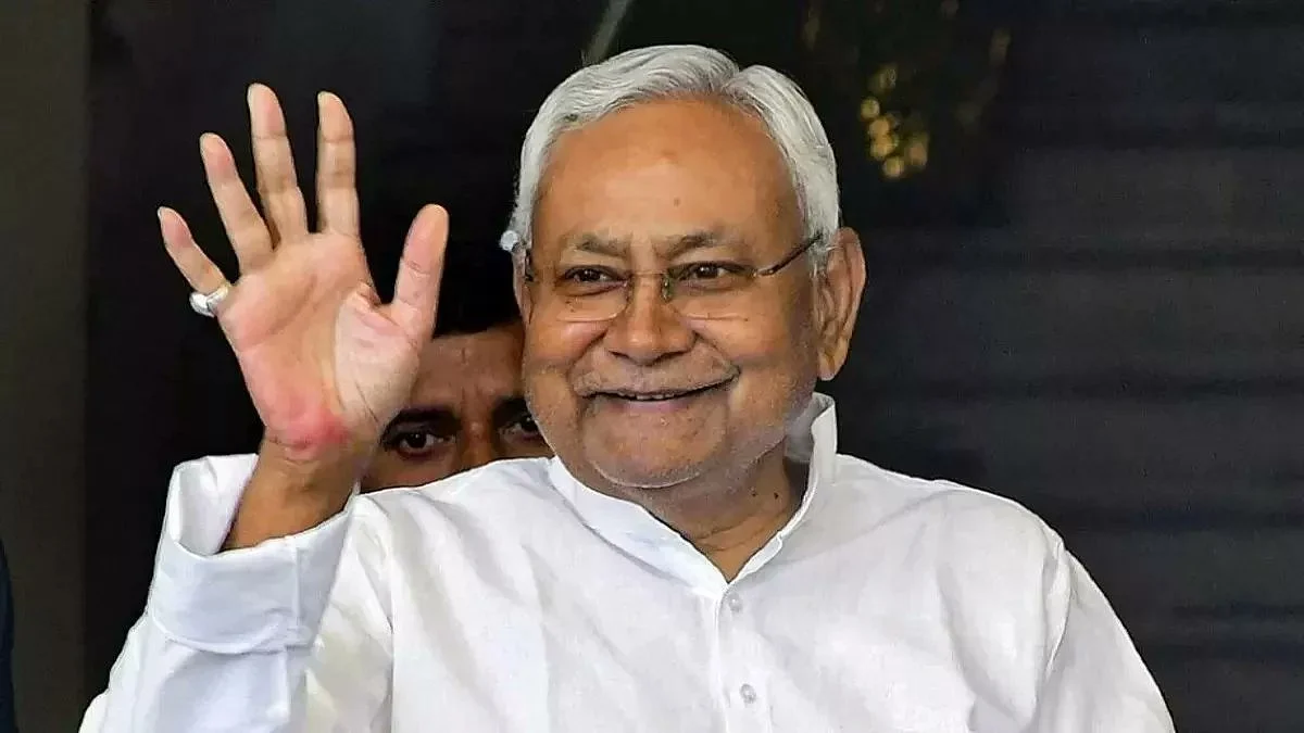CM Nitish Kumar was in no mood to let the Oppn discuss the SIR of electoral rolls