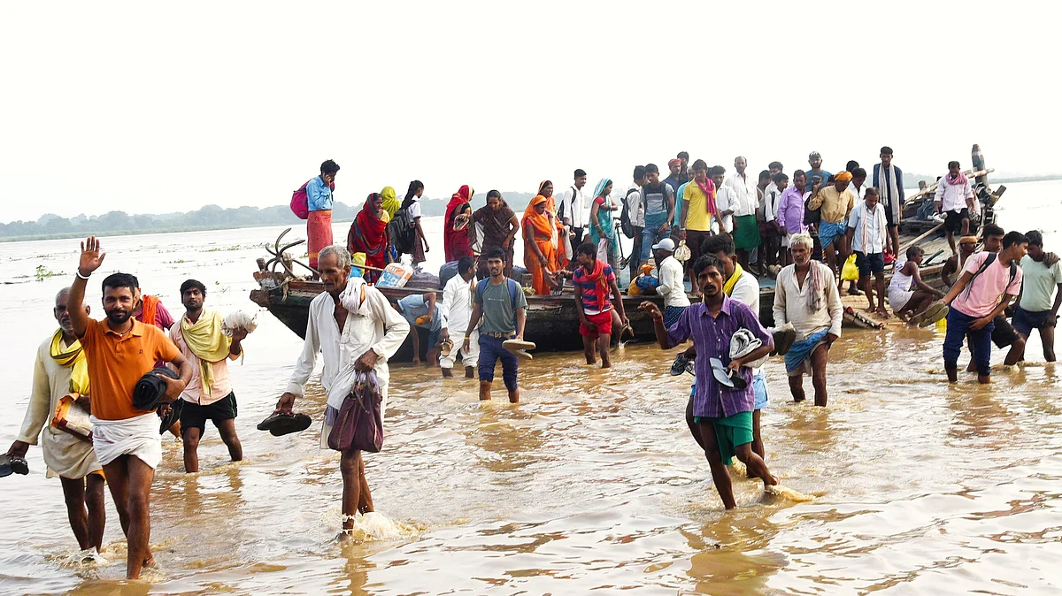 The swollen Ganga river in Patna (photo: PTI)