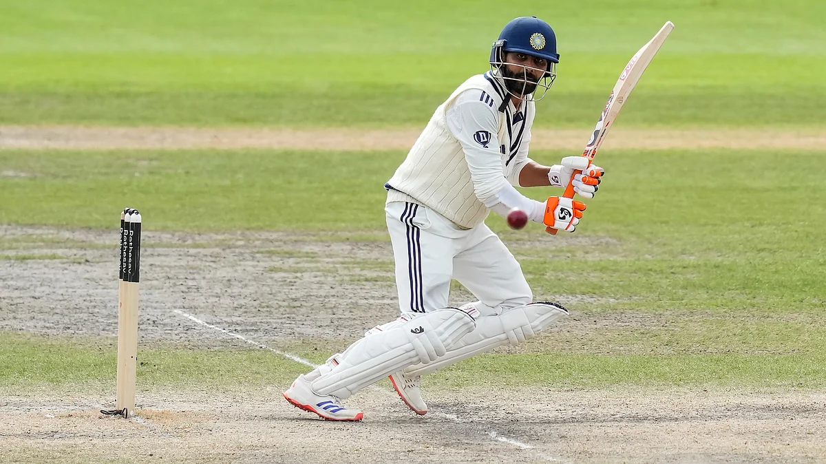 Ravindra Jadeja in action during 5th day of the fourth Test match against England on 27 July (photo: PTI)