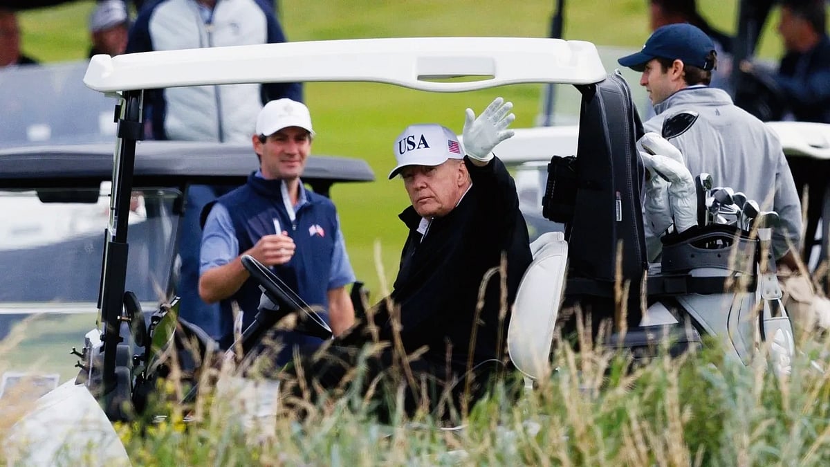 Donald Trump plays golf in Scotland (photo: @mjfree/X)