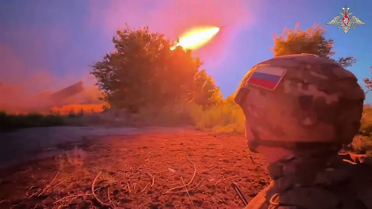 Russia launches ballistic missiles towards Ukraine (photo: AP/PTI)