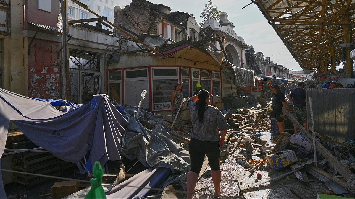 A woman looks at a ruined city market after Russia's drone attack in Odesa, Ukraine (photo: AP/PTI)