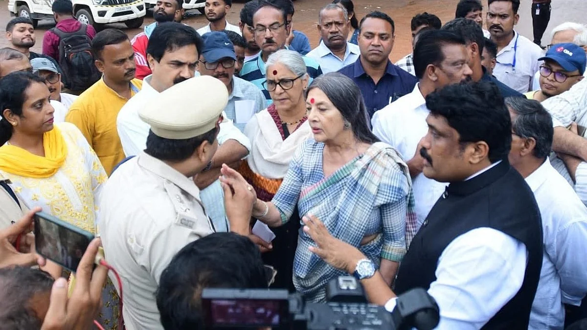 Brinda Karat in Jharkhand (photo courtesy: @minicnair)