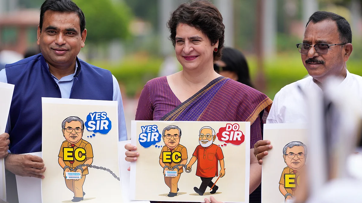 Priyanka Gandhi Vadra and other INDIA bloc MPs stage a protest against the SIR (photo: PTI)