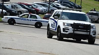 LAPD officers at the crime scene (photo: IANS)