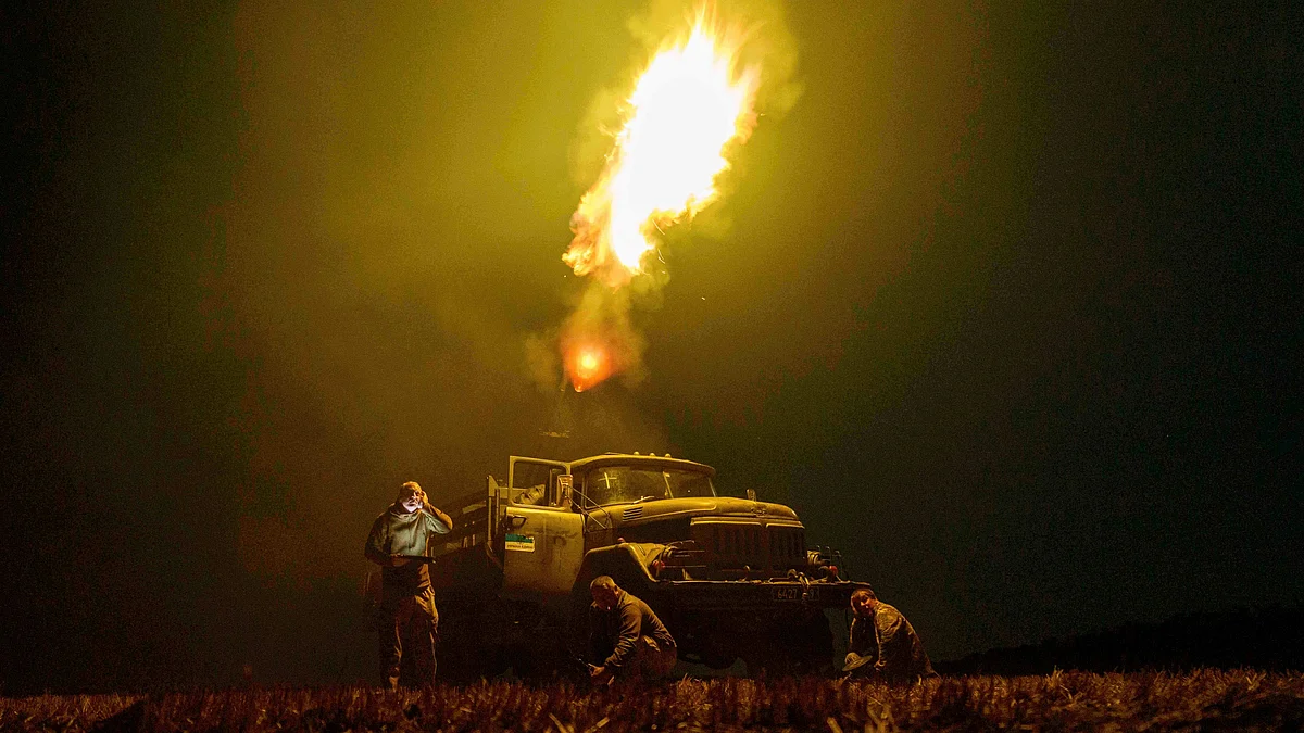 Ukrainian soldiers fire at Russian drones in Dnipropetrovsk region on 10 August