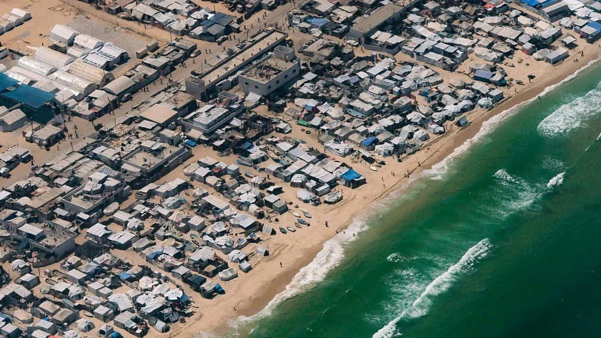 'Beachfront' in Gaza, now a makeshift refugee camp — with access to water denied by Israel's 'laws'.