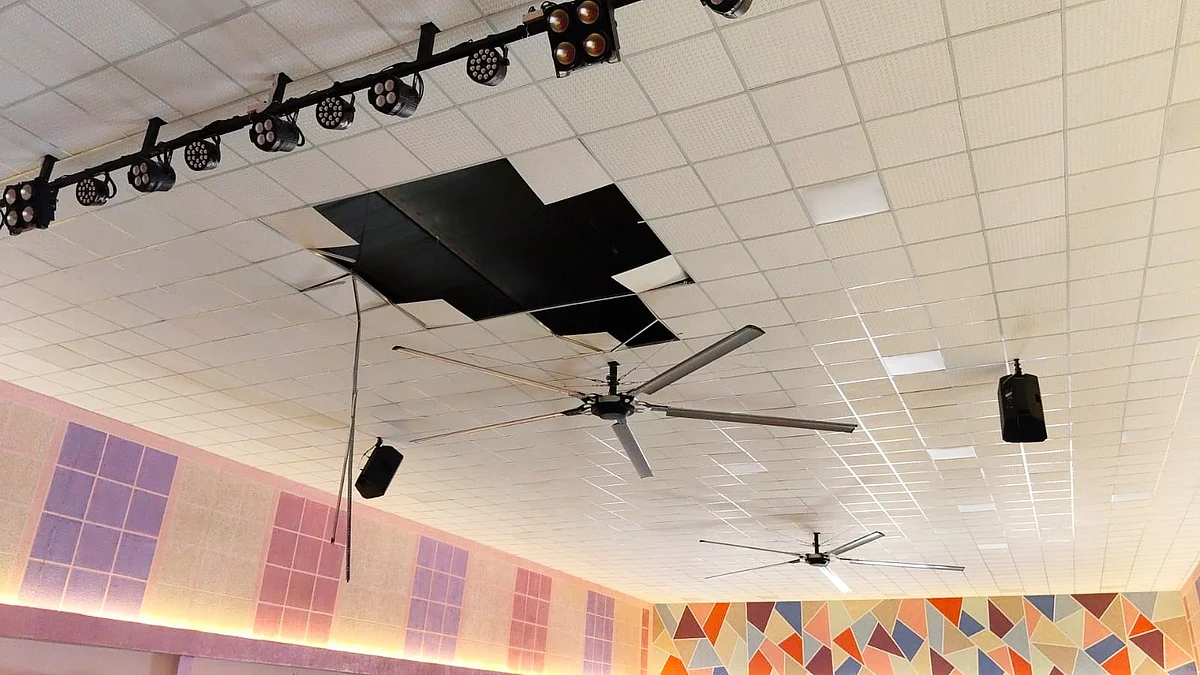 The part of the ceiling which collapsed